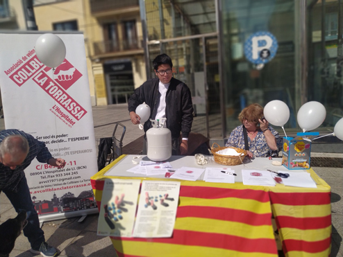 Reunió AA.VV Collblanc La Torrassa i veïns/es de la Plaça Solidaritat